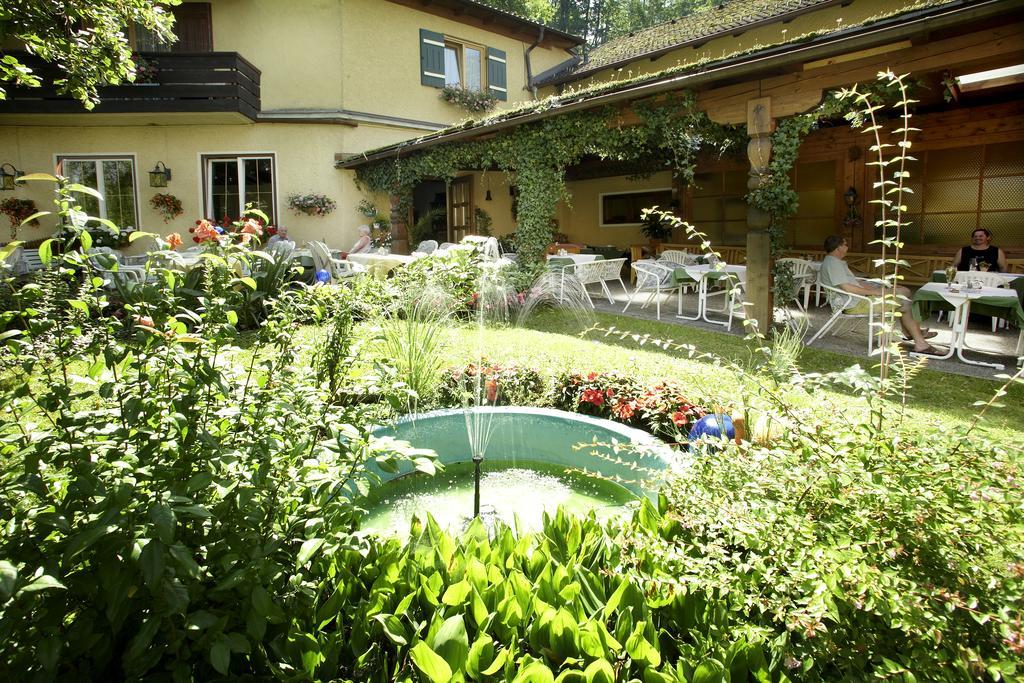 Bed and Breakfast Goldener Ochs Голлинг-на-Хальцахе Экстерьер фото