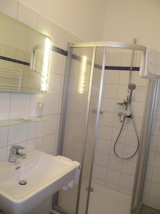 Bed and Breakfast Goldener Ochs Голлинг-на-Хальцахе Экстерьер фото