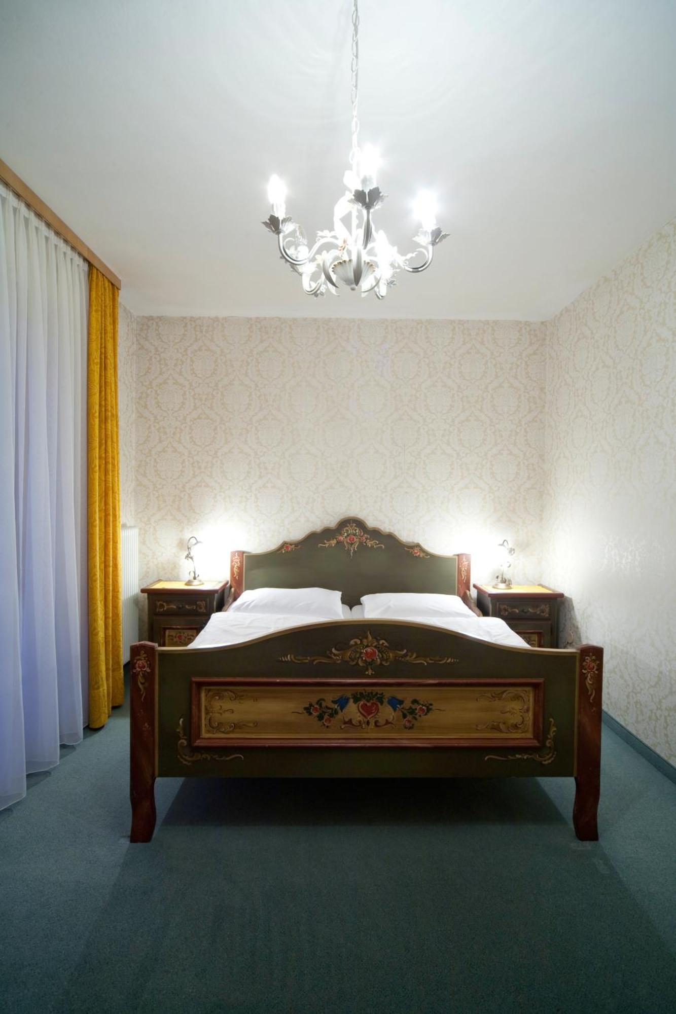 Bed and Breakfast Goldener Ochs Голлинг-на-Хальцахе Экстерьер фото